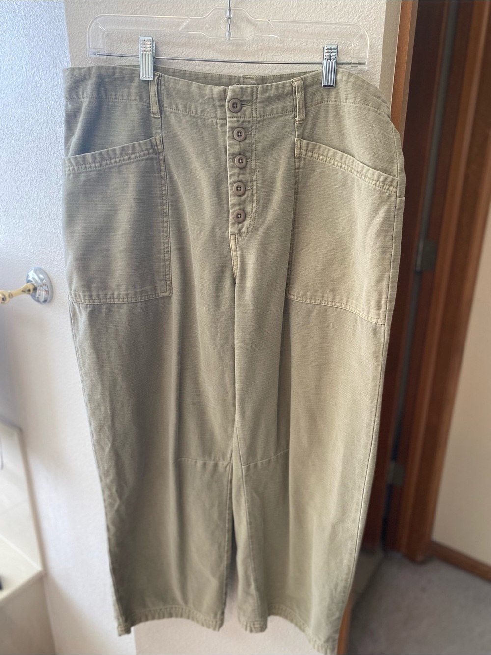 Lucky Brand Womens Olive barrel leg Button-Fly Pants